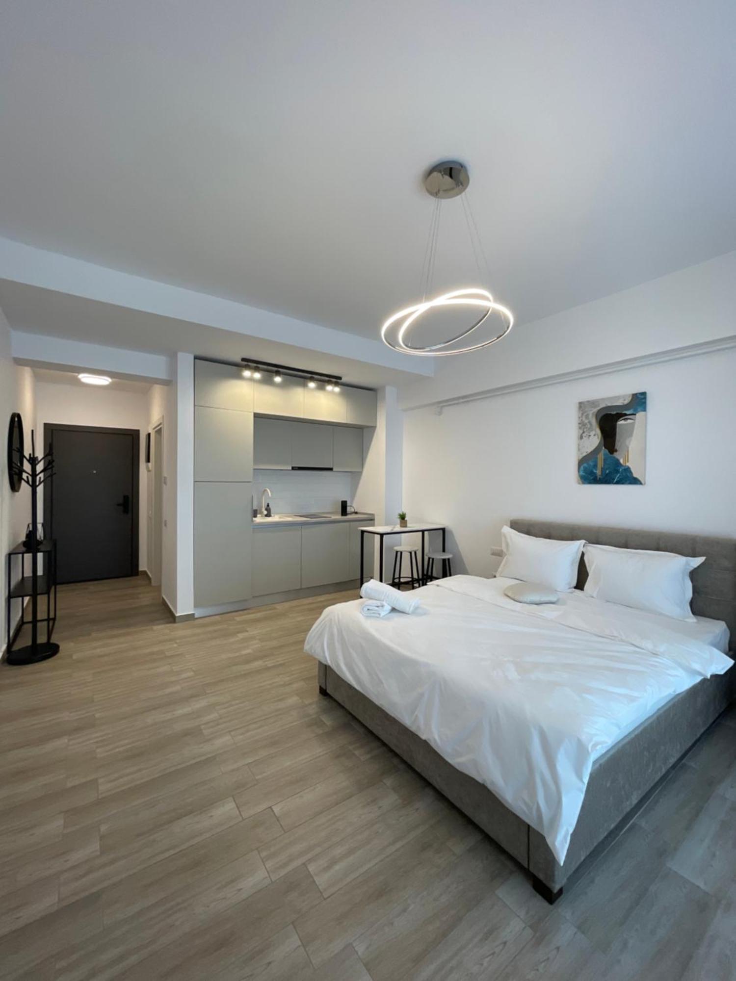 Del Mar Vista Apartment Mamaia Exterior photo